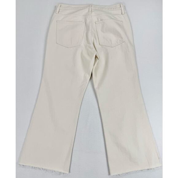 J Crew Women's Mid Rise Relaxed Kickout Jean Size 30 Ecru Beige Cropped - Picture 8 of 16
